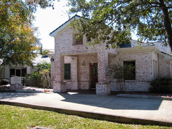 Dermatology Associates Picture 10