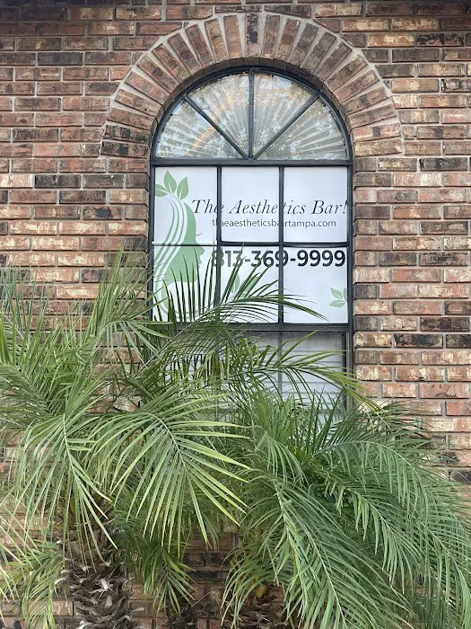 The Aesthetics Bar Picture 3