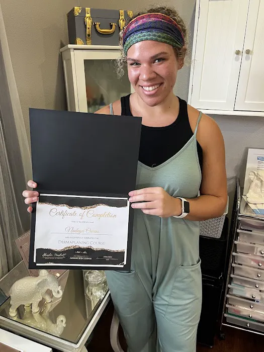 Akisha’s Skin Lounge LLC Picture 1