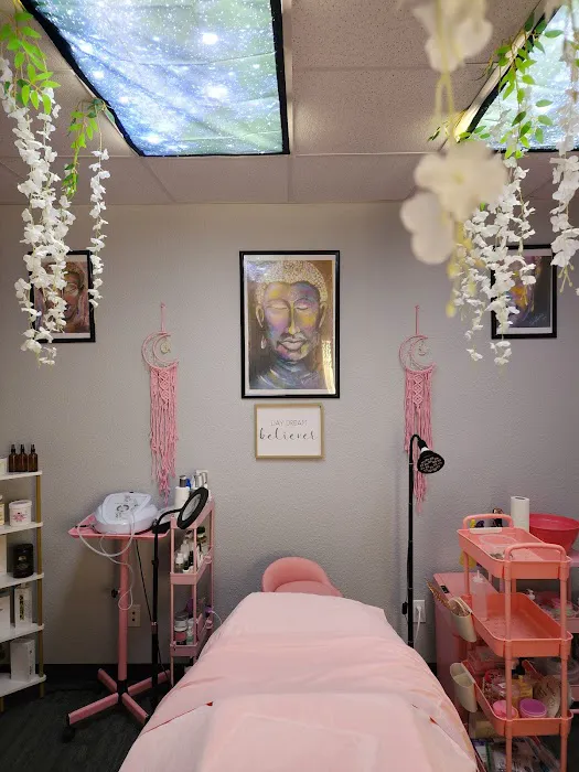 SJS ESSENTIAL SKINZ Picture 10