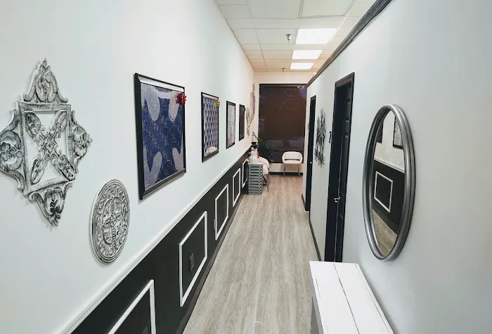 UBARE SKINCARE - LASH, WAX, BROW, FACIAL Picture 1