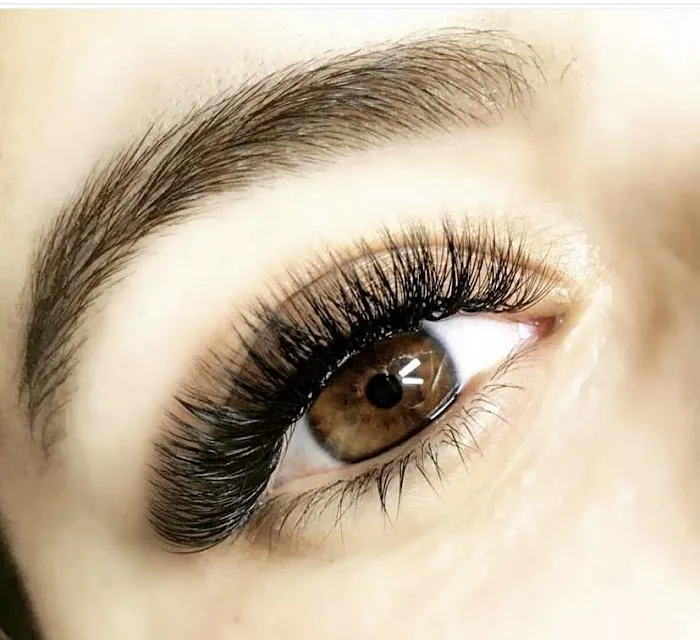 Refine with Rebecca Picture 2