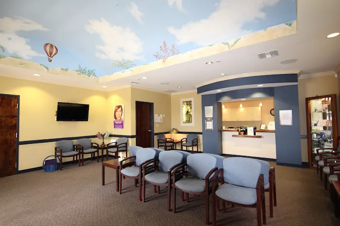 Albergo Dermatology Picture 1