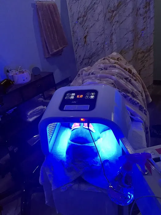 Brit’s Beauty Bar Picture 2