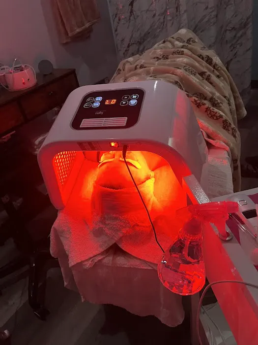 Brit’s Beauty Bar Picture 3