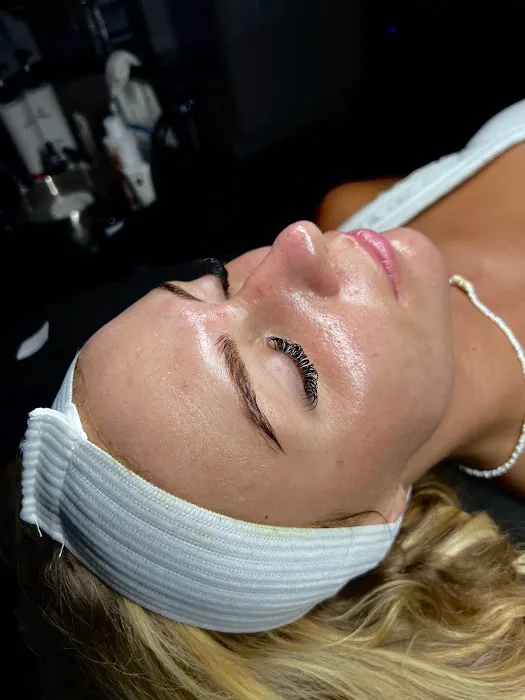 SYNSKN Esthetics Picture 5