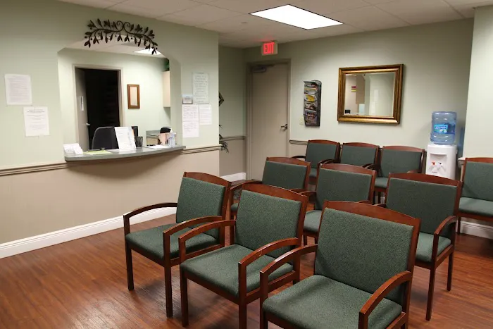 Advanced Dermatology Picture 2