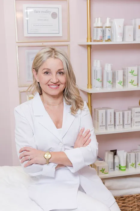 Pure Aesthetics Picture 2