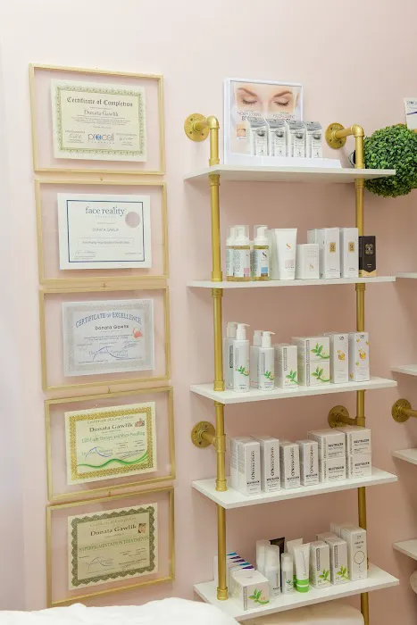 Pure Aesthetics Picture 3