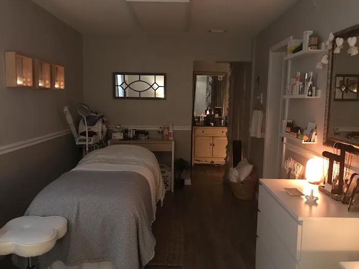 Complexions by Corinne Picture 1