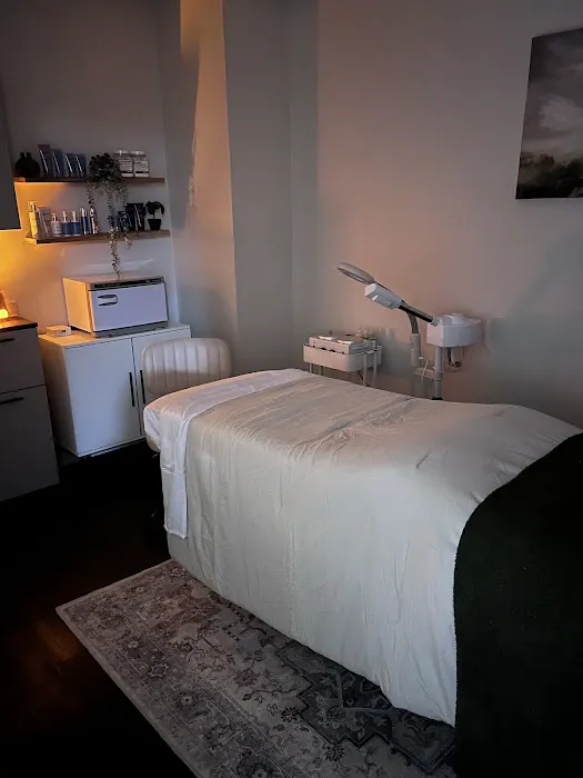 SKN by Karisa Picture 3