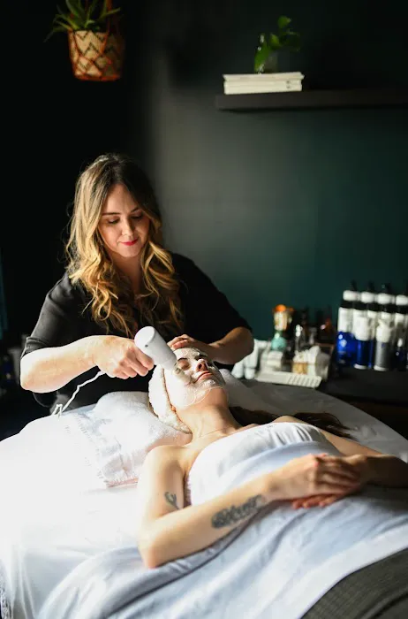 Profile Skin Studio Picture 10