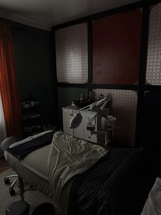 Raven Skin & Lash Studio Picture 5