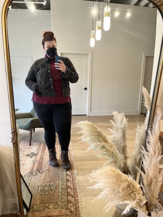 Hannah Ellis Skincare Picture 3