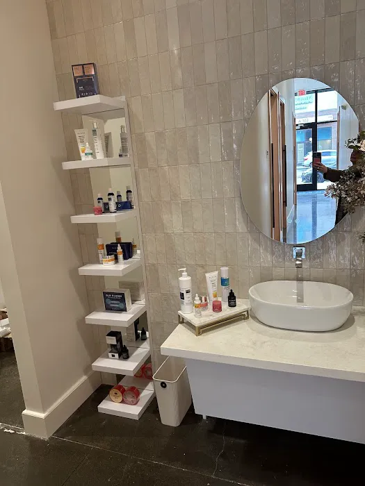 GLO30 Brentwood Picture 3