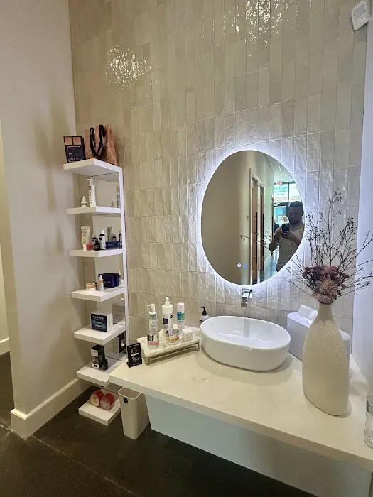 GLO30 Brentwood Picture 7