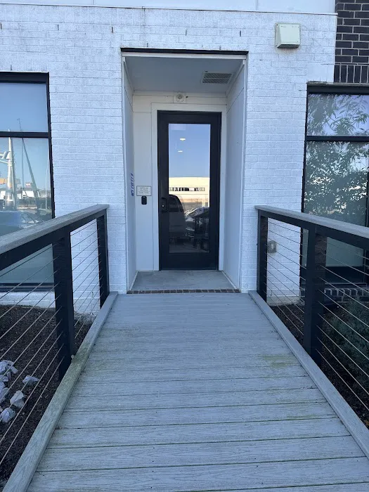 Justified Skin Esthetics Picture 5