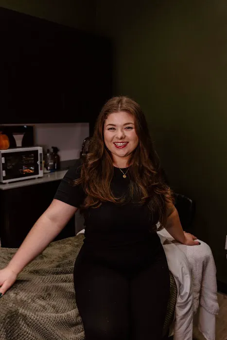 Ali Rae Aesthetics Picture 1