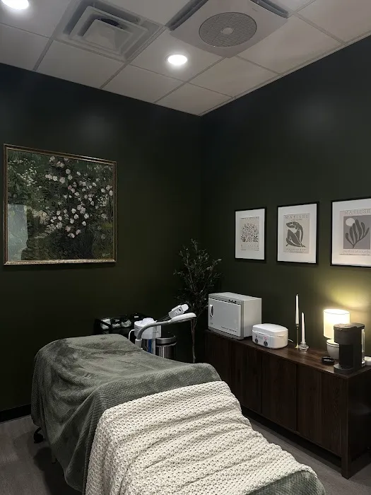 Ali Rae Aesthetics Picture 3