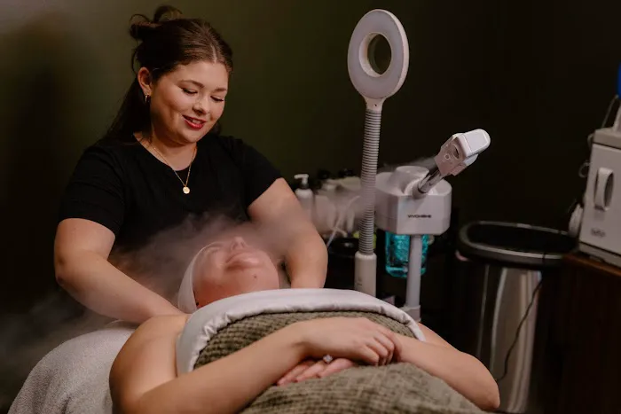 Ali Rae Aesthetics Picture 8