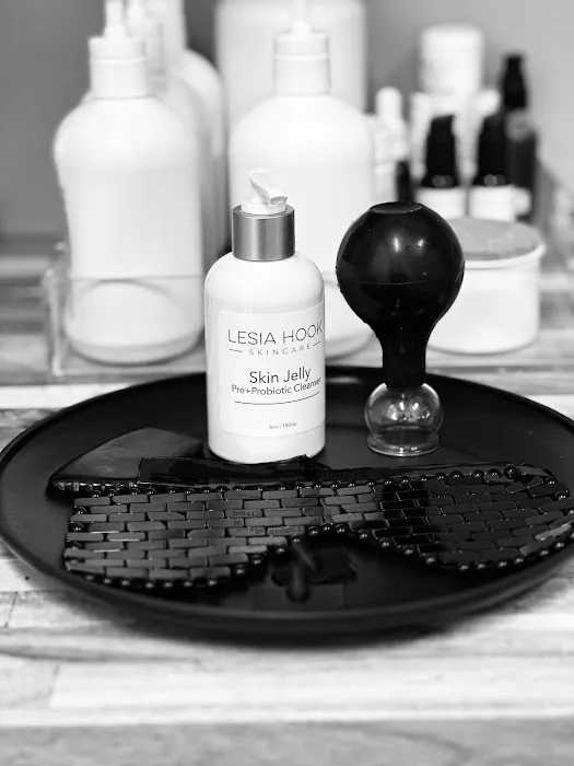Lesia Hook Skincare Picture 4