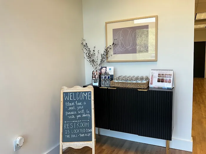 PureSKIN & Wellness Picture 4