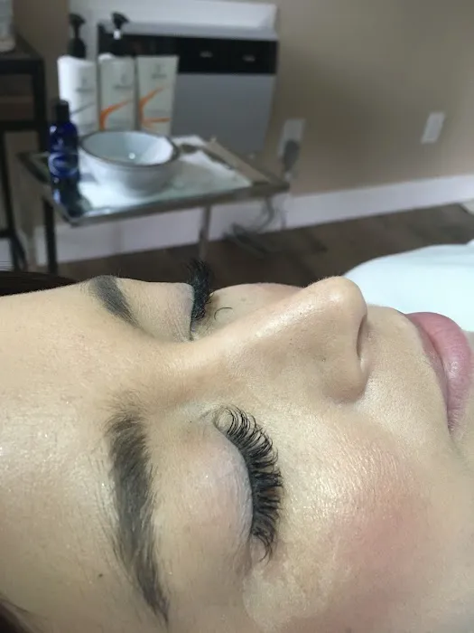 Treasa's Skin and Lash Studio Picture 3
