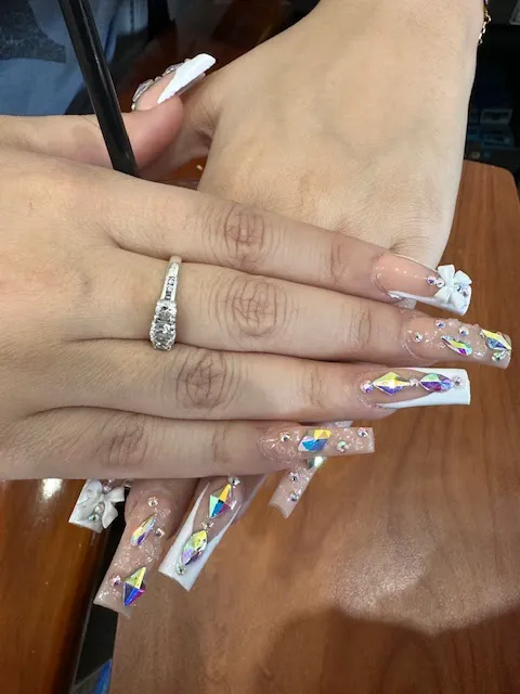 Wynn Ispa Nails Picture 1