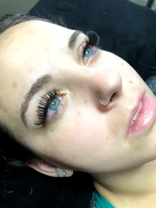 Lux Lash Beauty Picture 8