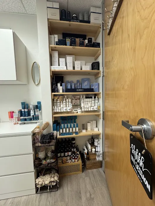 April Marie Glow Skincare Picture 5