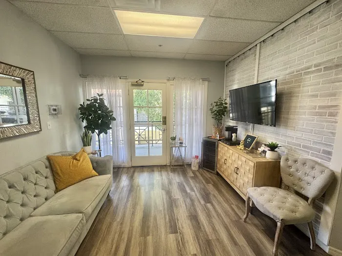 True Radiance Studio Picture 3