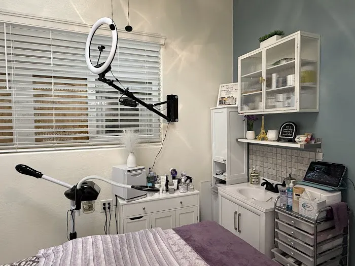 Adira Brow & Skin formerly known as ( Lavish Brow & Beauty) Picture 1