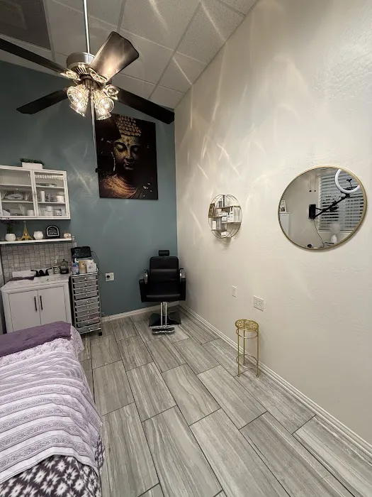 Adira Brow & Skin formerly known as ( Lavish Brow & Beauty) Picture 4