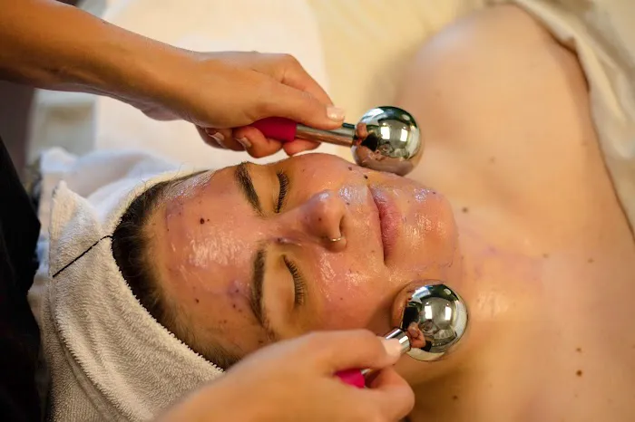 The Skin Shop Picture 6