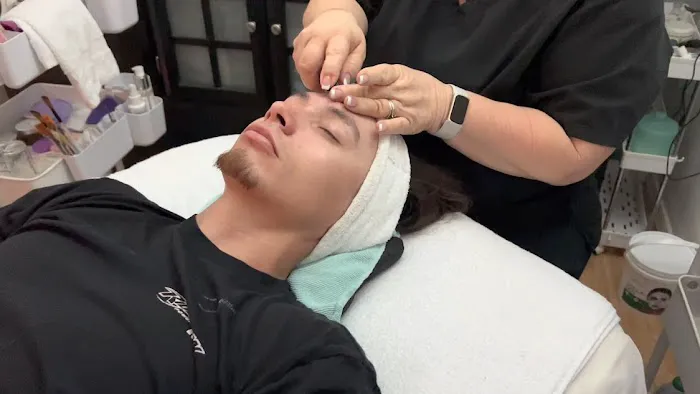 Esthetics by Cyndi Lea Picture 8