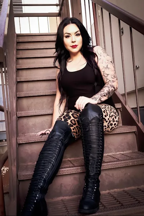 The Refined Rebel skin, beauty and tattoo Picture 4