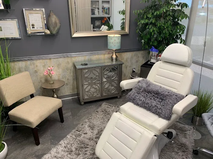 Let'z Face It Picture 8