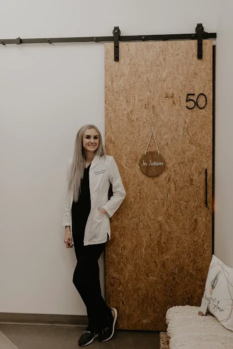 Desert Glow Aesthetics Picture 2