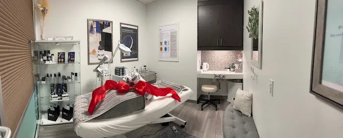 Skin With Krystin Picture 2