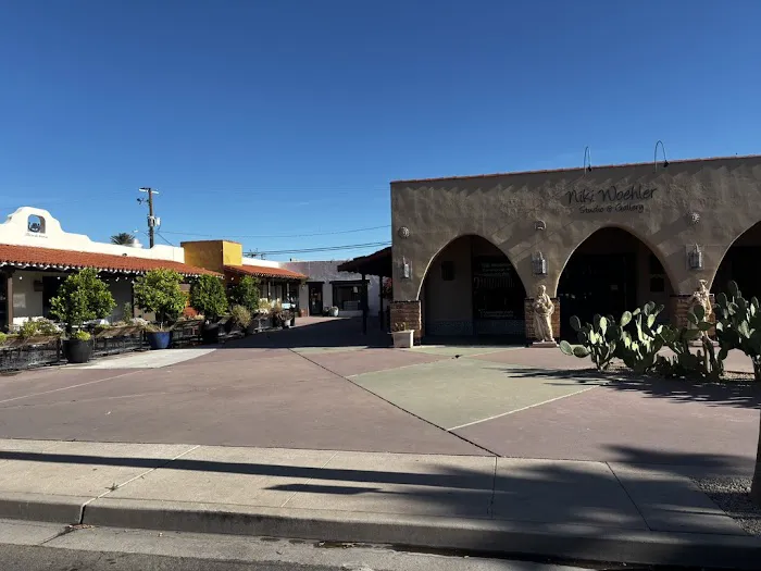 Celebrity Skin Picture 4