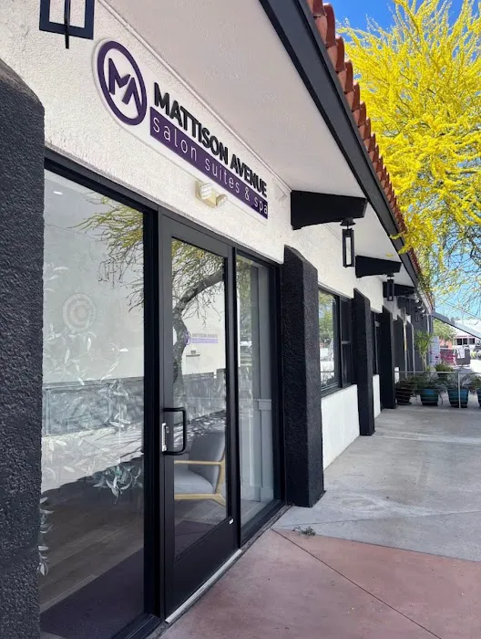 Dewy - A Skincare Studio Picture 3