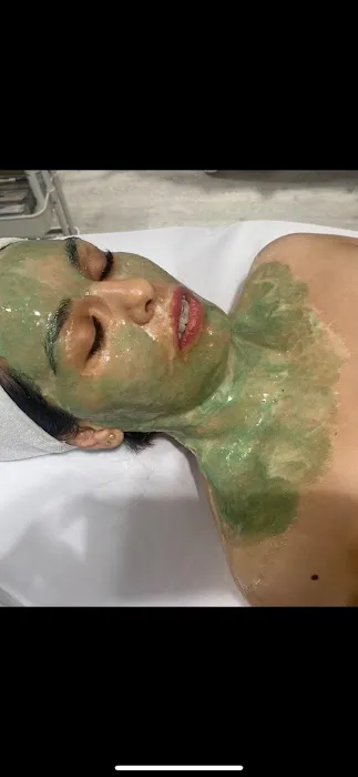 Blush and Glo Aesthetics Picture 8