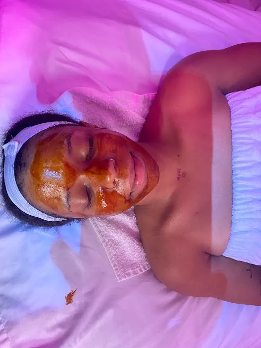 Blush and Glo Aesthetics Picture 6