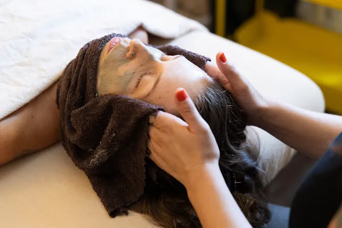 Traveling Souls Body Wellness Intuitive Esthetics and Herbalism Picture 7