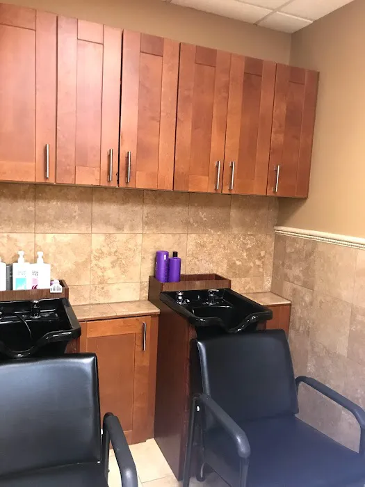 Salon Vanity'z Picture 6