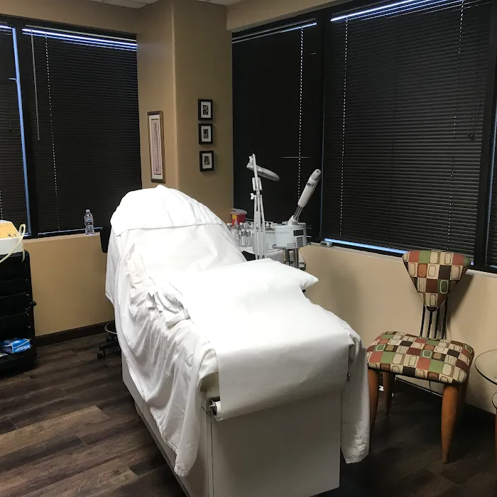 Salon Vanity'z Picture 7