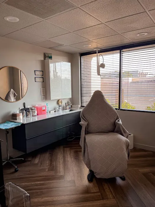 skinDefined Picture 4