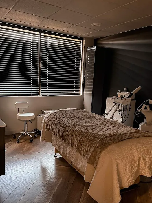 skinDefined Picture 10