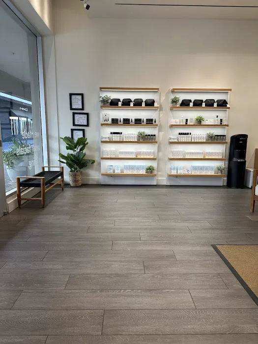 Skin Laundry - Biltmore Picture 7