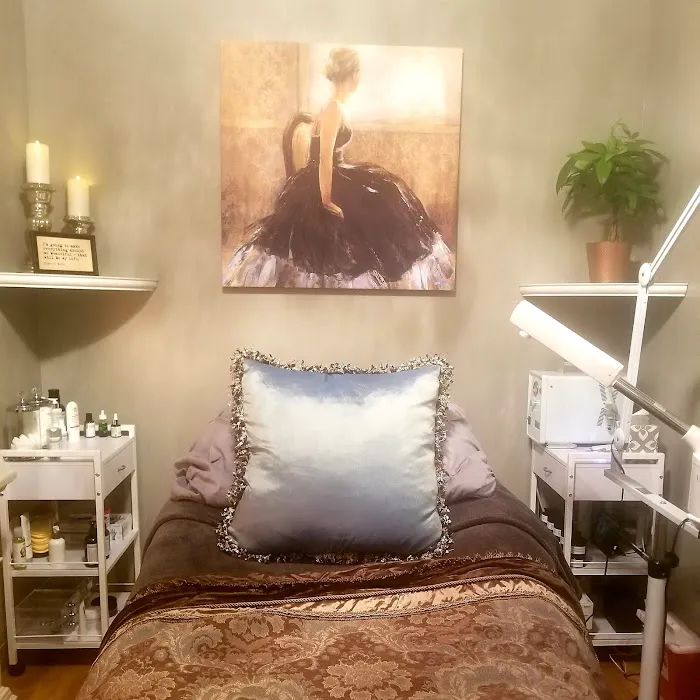 Skin by Tammy Howard Picture 3